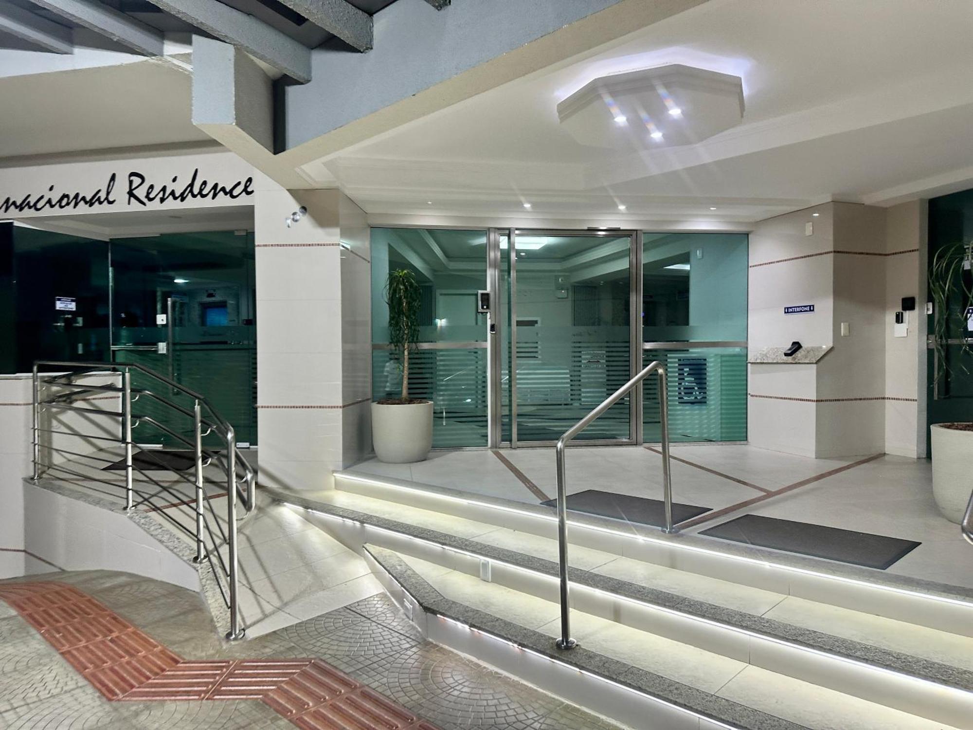 Studio Pe Na Areia II Balneario Camboriu Ngoại thất bức ảnh